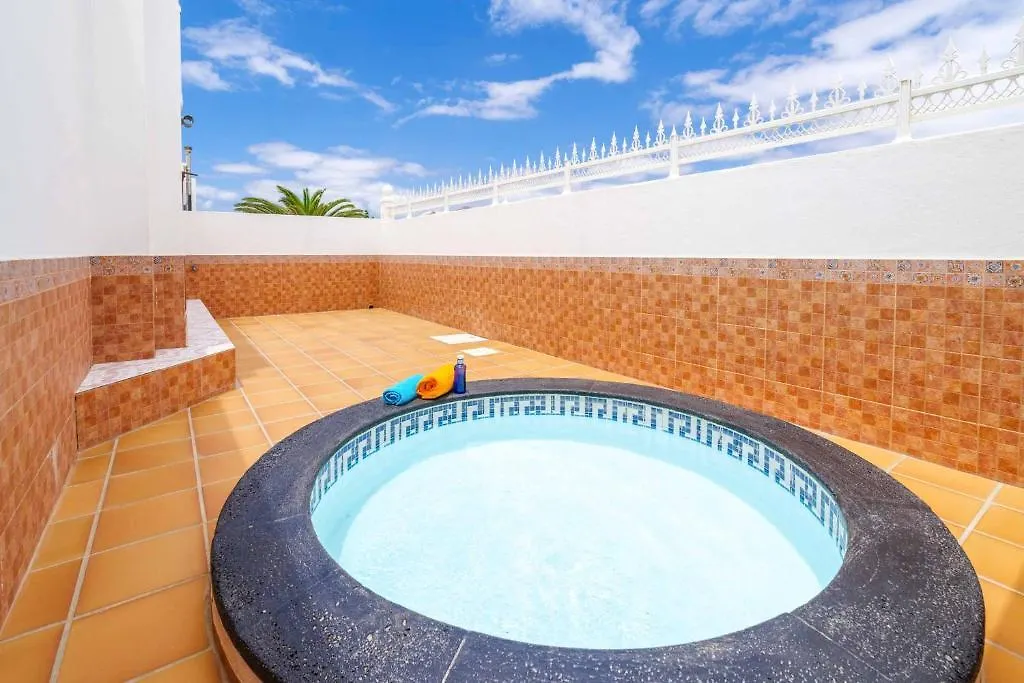 Villa Gambeo Tias 0*,  Spain